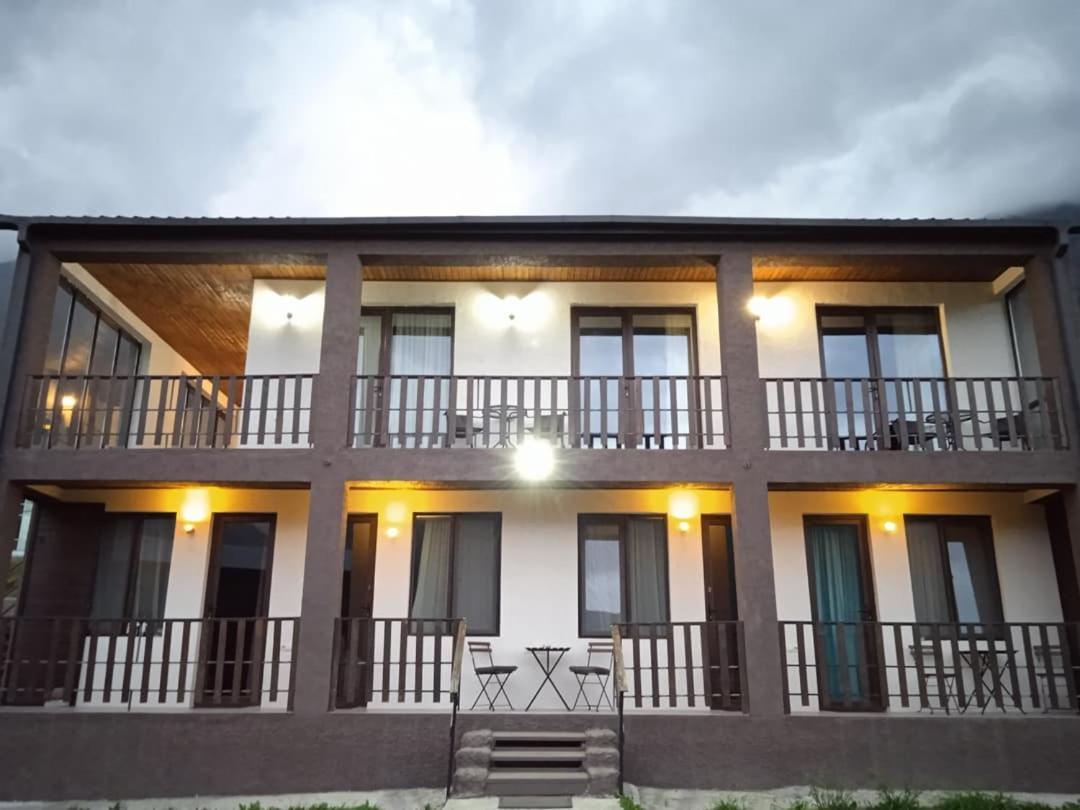 Elsada Otel Kazbegi Dış mekan fotoğraf